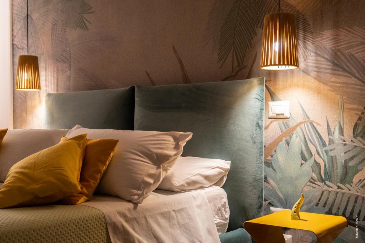 Two Rooms Chiaia 37 那不勒斯 外观 照片